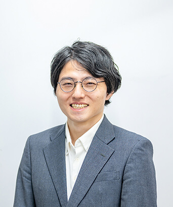 スタッフ単独写真