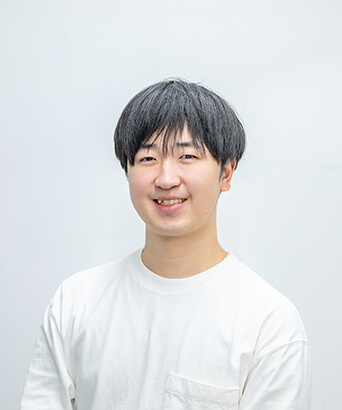 スタッフ単独写真